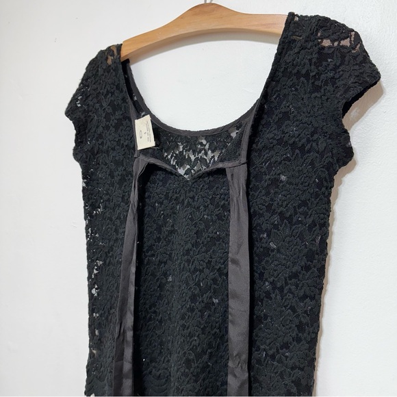 Pins & Needles Black Scoop Neck Lace Back Keyhole Ribbon Size Small - Picture 5 of 8